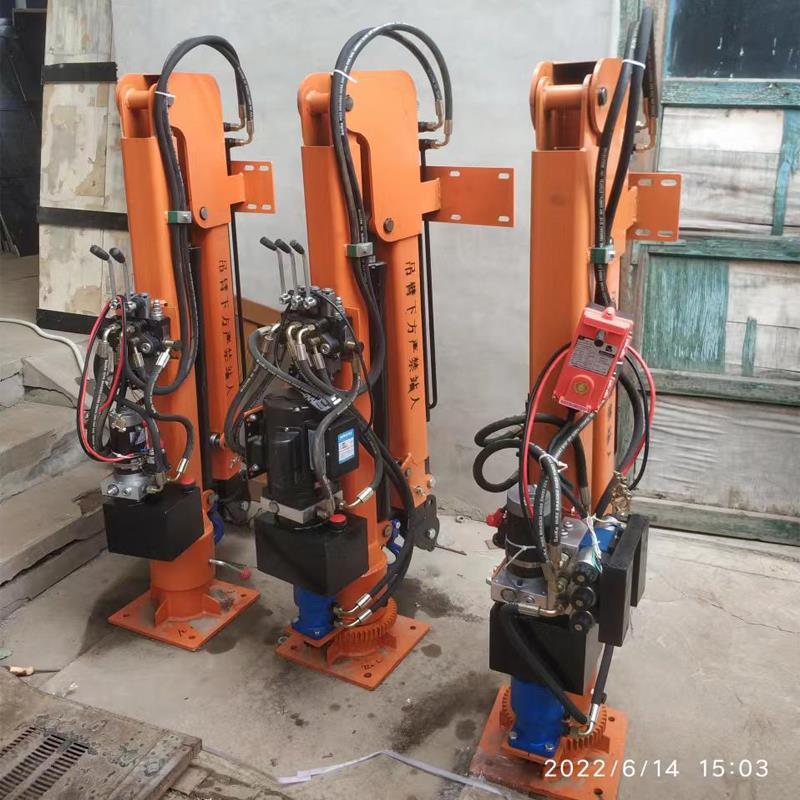 蓬江区重汽蓝牌随车吊 3.2吨 国六动力强 液压驱动 农用自卸起重机